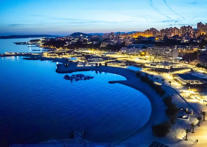 Luxury Lu Apartament *